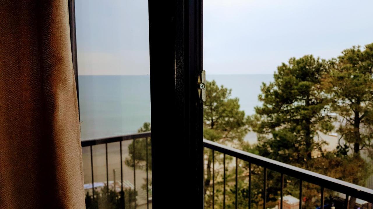 Iveri Beach Kobuleti Bagian luar foto