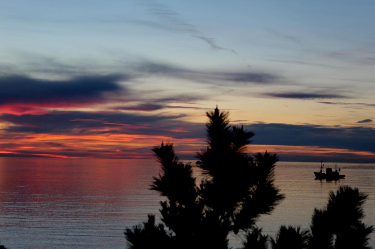 Iveri Beach Kobuleti Bagian luar foto