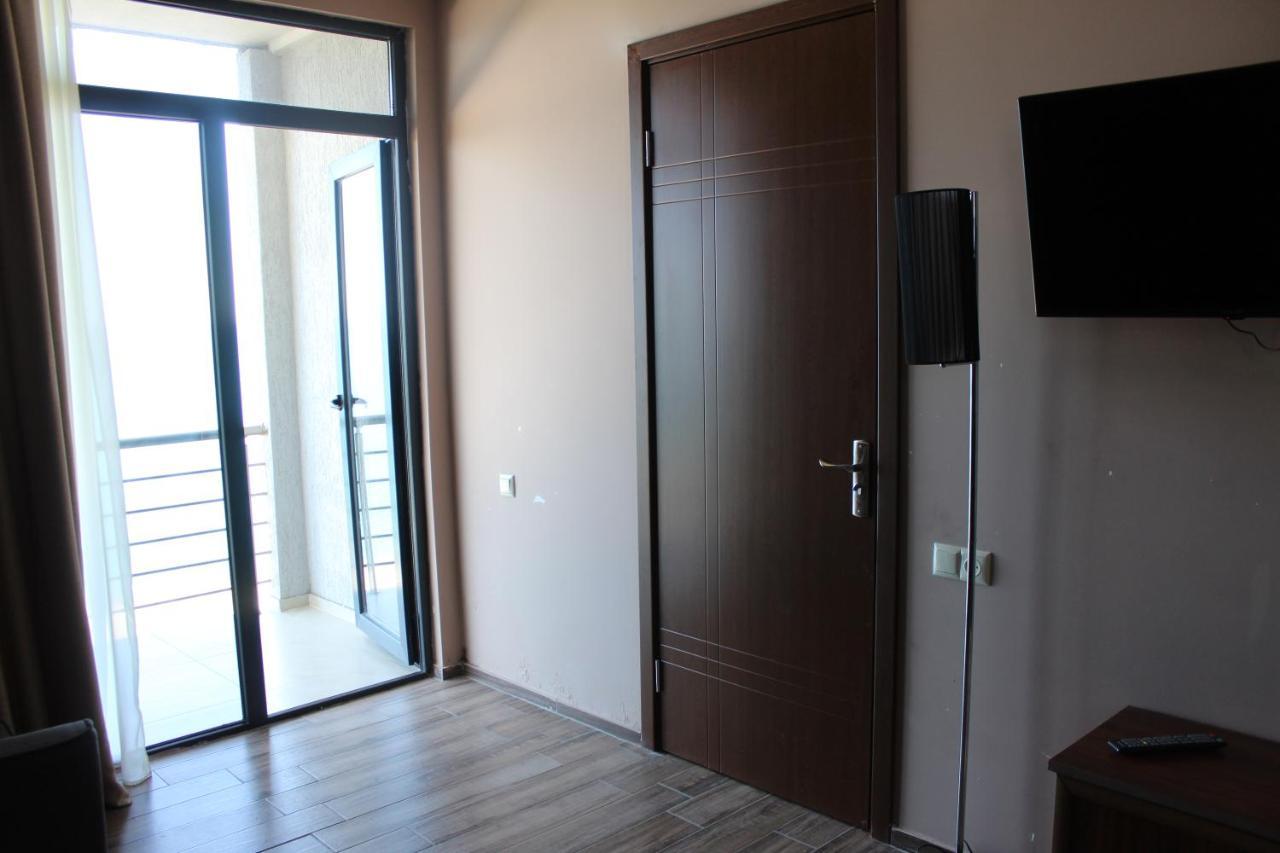 Iveri Beach Kobuleti Bagian luar foto