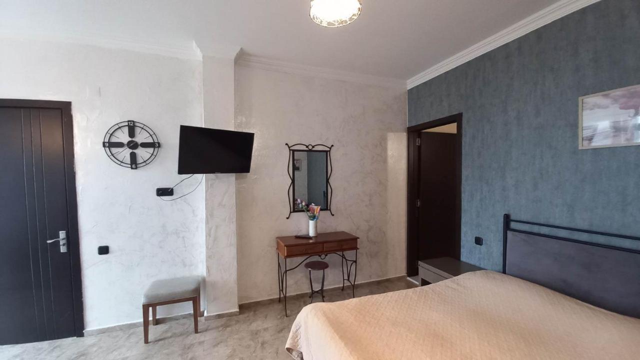 Iveri Beach Kobuleti Bagian luar foto
